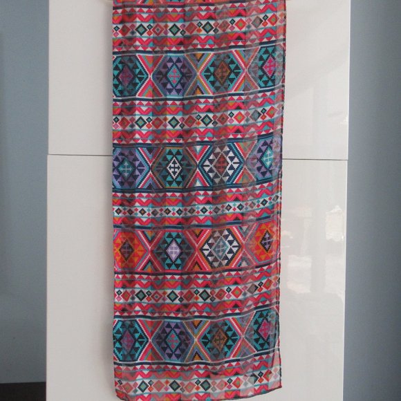 Southwestern Print Scarf Rectangular 58" x 13" Multicolor, Hand Rolled Hem NEW - Picture 7 of 7